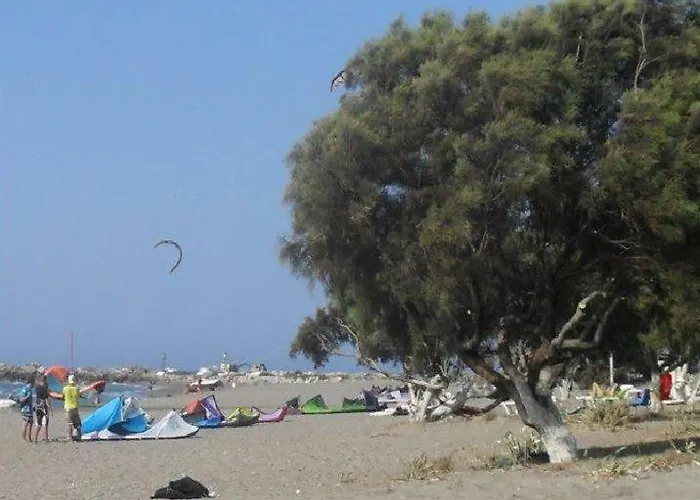 Bed & Breakfast To Akrogiali 3*